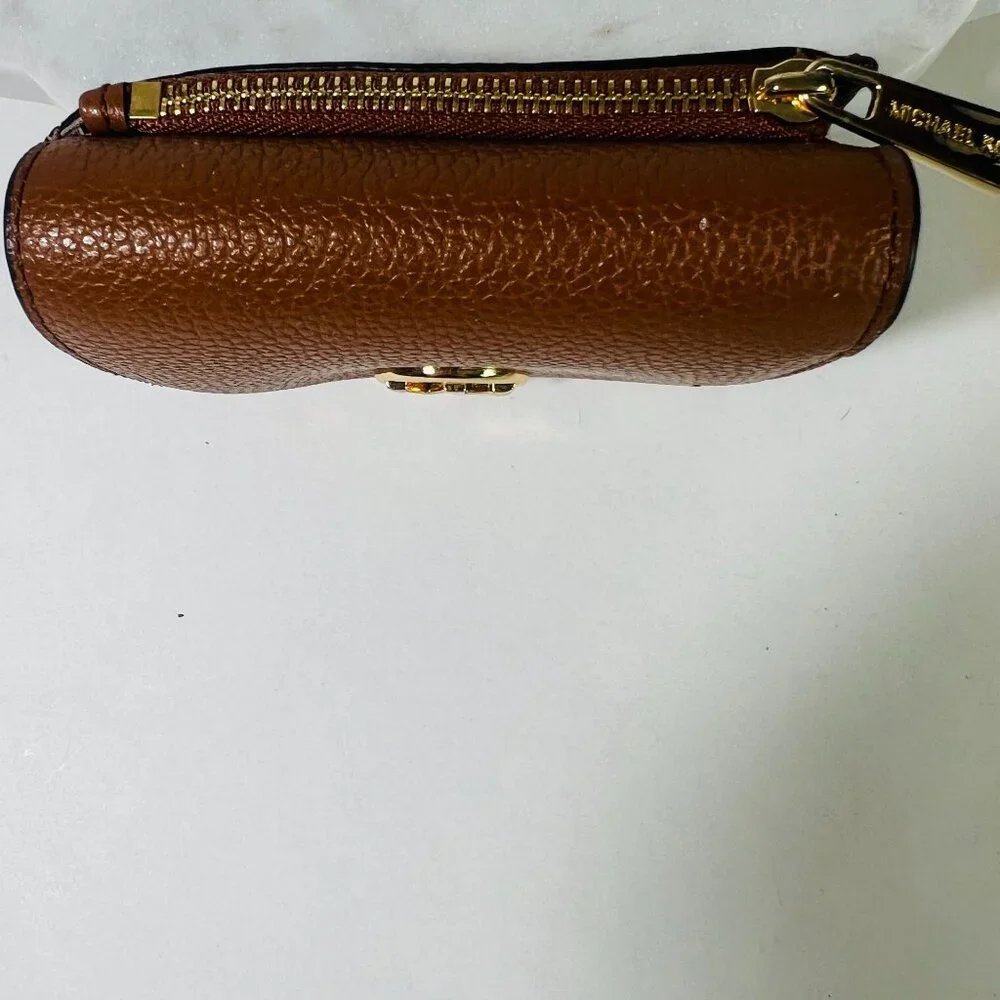Michael Kors Pebbled Leather Wallet MK Logo Fold‎ overSnap Zip Closure